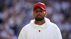 Nick Kyrgios avec sa casquette rouge après la finale de Wimbledon