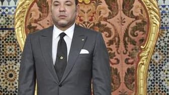 Le roi Mohamed VI. Des élections législatives se tiendront au Maroc le 25 novembre, dix mois plus tôt que le terme officiel de la législature, afin de permettre l'adoption des réformes constitutionnelles destinées à éviter une contagion des révoltes du "p
