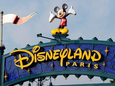 Le parc d'attraction Disneyland Paris.