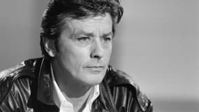 Alain Delon, sur le plateau d'Antenne 2, le 16 mai 1984