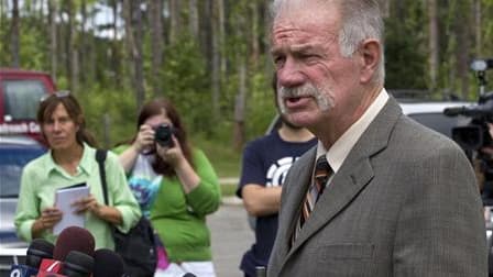 Le pasteur de Floride Terry Jones a déclaré vendredi qu'il ne prévoyait plus de brûler des exemplaires du Coran pour le neuvième anniversaire des attentats du 11 septembre 2001. /Photo prise le 8 septembre 2010/REUTERS/Scott Audette