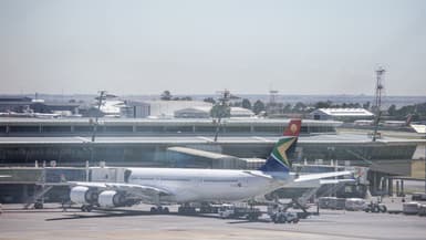 Un avion à l'aéroport de Johannesburg, en Afrique du Sud, le 15 novembre 2019. (Photo d'ilustration)