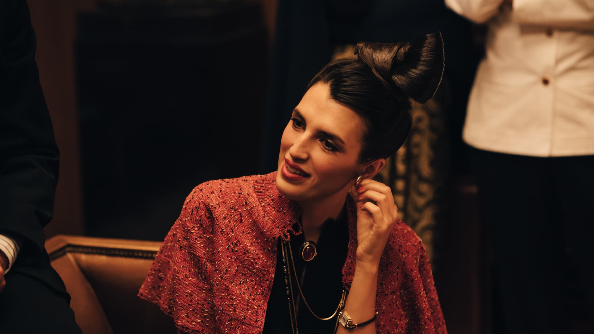 Paloma Picasso (Jeanne Damas) dans la série diffusée sur Disney+ Becoming Karl Lagerfeld Paloma Picasso (Jeanne Damas) dans la série diffusée sur Disney+ Becoming Karl Lagerfeld