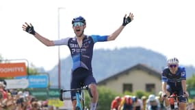 Derek Gee s'impose sur la 3e étape du Critérium du Dauphiné 2024