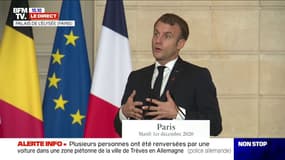 Emmanuel Macron: "On fait tout pour stabiliser économiquement les saisonniers (...) mais on ne peut recommander aux citoyens d'aller dans les stations"