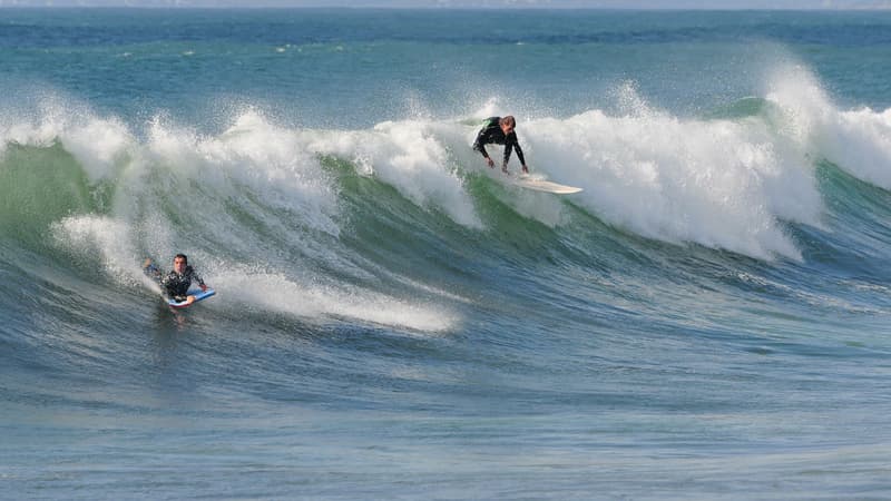 A Biarritz, des médecins prescrivent du surf sur ordonnance (photo d'illustration).