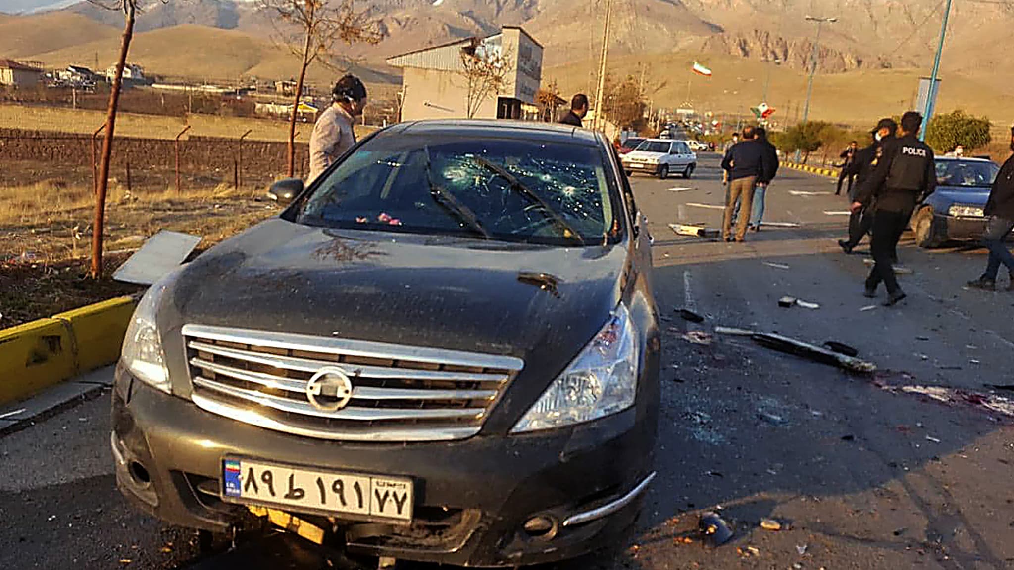 La voiture de Mohsen Fakhrizadeh après son assassinat par les services secrets israéliens près de Téhéran le 27 novembre 2020