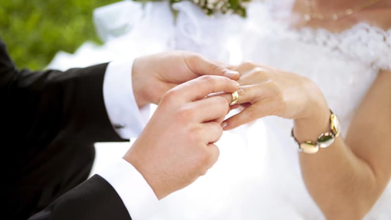 300.000 mariages attendus en 2023, du jamais-vu