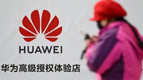 Huawei est accusé d'espionnage industriel par les Etats-Unis. 