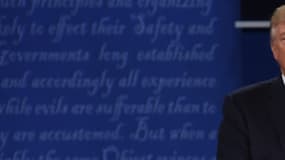Donald Trump et Hillary Clinton, lors du 2e débat présidentiel, le 9 octobre. 