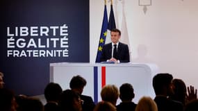 Le président de la République Emmanuel Macron lors d'une conférence de presse à l'Élysée, le 16 janvier 2024.