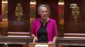 La Première ministre Élisabeth Borne prononce son discours de politique générale face à l'Assemblée nationale, le 6 juillet 2022.