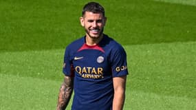 Lucas Hernandez lors d'un entraînement du PSG en juillet 2023