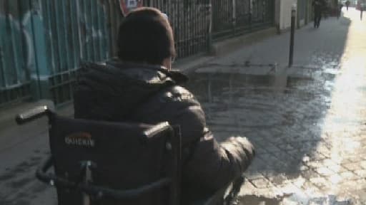 Des associations demandent que la réglementation permette la mise en place en France de services d'accompagnement sexuel.