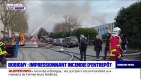 Bobigny: les pompiers mobilisés sur l'incendie d'un entrepôt