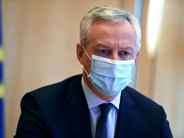 Le ministre de l'Economie Bruno Le Maire lors d'une réunion avec les représentants de la grande distribution, du commerce et du commerce en ligne pour étudier un report du "Black Friday", le 20 novembre 2020 à Paris