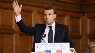 Emmanuel Macron devant la Cour des comptes.