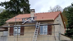 LAPCOST est une entreprise familiale spécialisée dans la toiture. 
