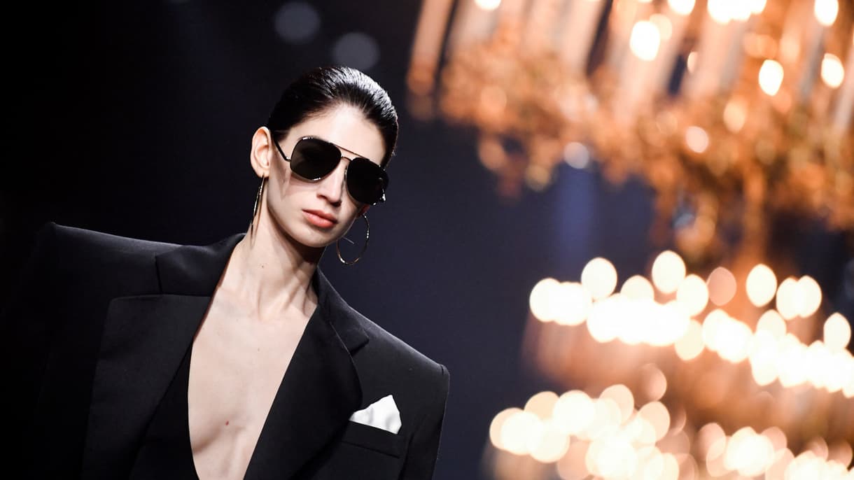 Le défilé Yves Saint Laurent à la Paris Fashion Week le 28 février 2023