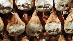 Le Jambon de Bayonne, dont la filière s'est renforcée depuis l'obtention d'une identification géographique protégée (IGP), se tourne vers l'exportation et veut conquérir les Etats-Unis, le plus grand marché au monde pour le jambon sec. /Photo d'archives/R