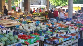 Avec 400 commerces, un marché quotidien et un taux de vacance commerciale faible pour une ville de sa catégorie, Saint-Lô (Manche) vient d'être distinguée par l'association Procos.