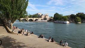 Les rives de Seine ensoleillées à Paris en 2016 (Photo d'illustration)