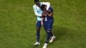 Gueye s'accroche à Neymar, en pleurs