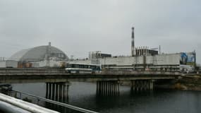 Vue générale, prise le 8 décembre 2020, de la centrale nucléaire de Tchernobyl, avec notamment le sarcophage qui recouvre le réacteur endommagé en 1986