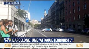Attaque terroriste à Barcelone: une fourgonnette fonce sur la foule (1/2)