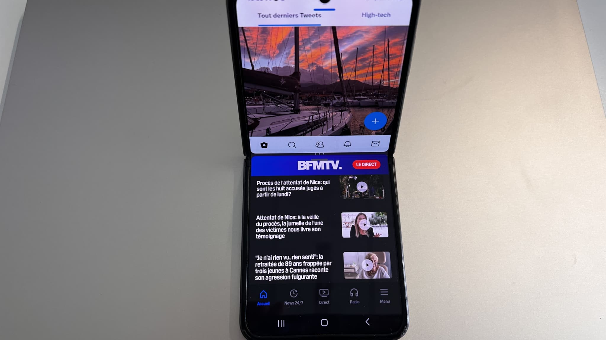 Le Samsung Galaxy Z Flip 4 peut afficher deux applications en même temps.