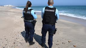 Gendarmes à Palavas-les-Flots. 