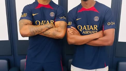 Presnel Kimpembe et Nordi Mukiele ont inauguré le nouveau centre d'entraînement du PSG, à Poissy Presnel Kimpembe et Nordi Mukiele ont inauguré le nouveau centre d'entraînement du PSG, à Poissy