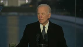 Joe Biden rend un hommage solennel aux 400.000 victimes du Covid-19 aux États-Unis