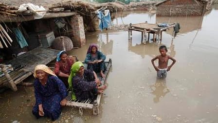 A Sukkur, troisième plus grande ville de la province du Sindh, dans le sud du Pakistan. Plusieurs districts de cette province sont en état d'alerte samedi et plus d'un demi-million de personnes y ont été évacuées face aux inondations qui ont déjà fait 1.6