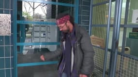Christian, 44 ans, tweete son quotidien de SDF