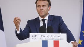 Emmanuel Macron le 13 juillet 2020 lors d'un discours devant les Armées