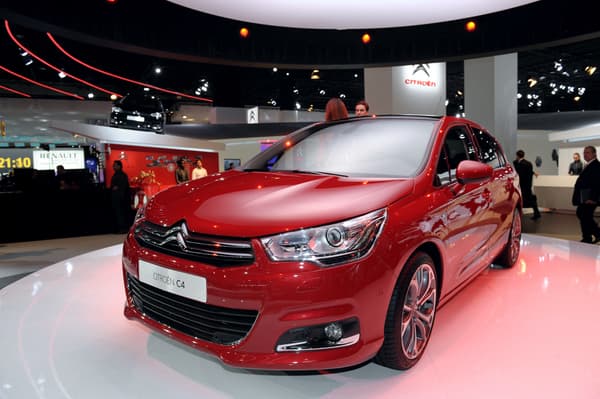 La Citroën C4 de deuxième génération dévoilée au Mondial de l'Auto 2010.