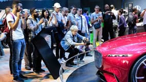 Si une dizaine de constructeurs ne seront pas au salon de Paris début octobre, une marque chinoise, une marque vietnamienne ou encore le californien Tesla ont eux répondu présents.