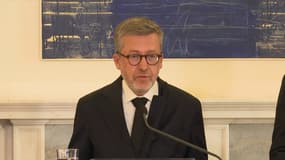 Carlos Moedas, le maire de Lisbonne, lors d'une conférence de presse ce 4 septembre après le déraillement du funiculaire la veille.  