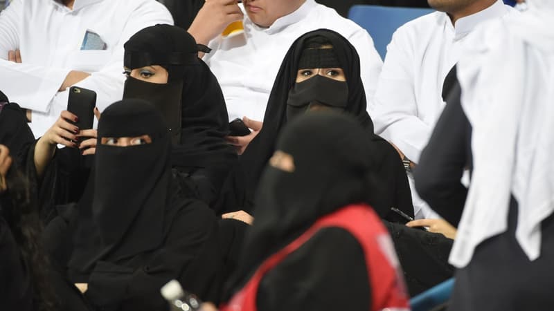 Pour la première fois, au mois de janvier, des Saoudiennes ont pu assister à un match de football.