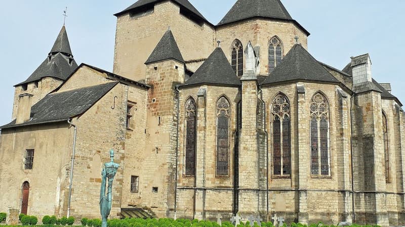 La cathédrale Sainte-Marie d'Oloron. 