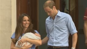 Kate et William présentent leur fils au médias du monde entier