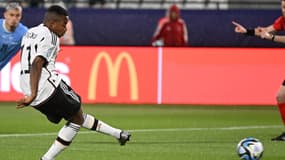 Youssoufa Moukoko manque un penalty lors d'Allemagne-Israël (1-1) à l'Euro Espoirs, le 22 juin 2023