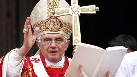 Le pape Benoît XVI a célébré une messe devant 2.000 fidèles réunis dans la cathédrale de Westminster, église mère des catholiques d'Angleterre et du Pays de Galles. Le souverain pontife a présenté des excuses aux victimes de prêtres pédophiles. /Photo pri