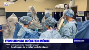 Une opération de gynécologie effectuée par un robot chirurgical à Lyon-Sud