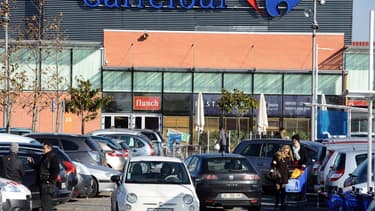 Carrefour va installer des points de retrait dans plusieurs campings du sud de la France.