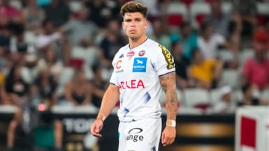 Matthieu Jalibert lors de la demi-finale de Top 14 de l'UBB, le 18 juin 2022