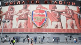 File d'attente pour se faire vacciner dans le stade d'Arsenal, à Londres, le 25 juin 2021