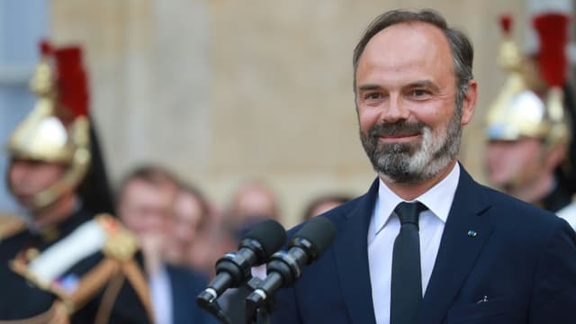 Edouard Philippe lors de la passation des pouvoirs le 3 juillet 2020 avec Jean Castex