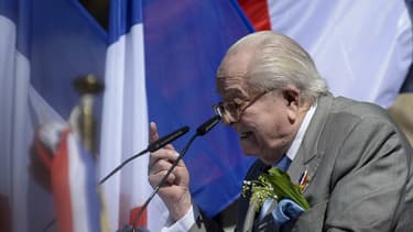 Jean-Marie Le Pen a joué les insoumis dimanche.